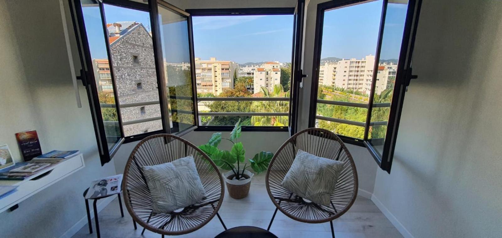Beautiful Apartment Design Next To The Sea Антіб Екстер'єр фото