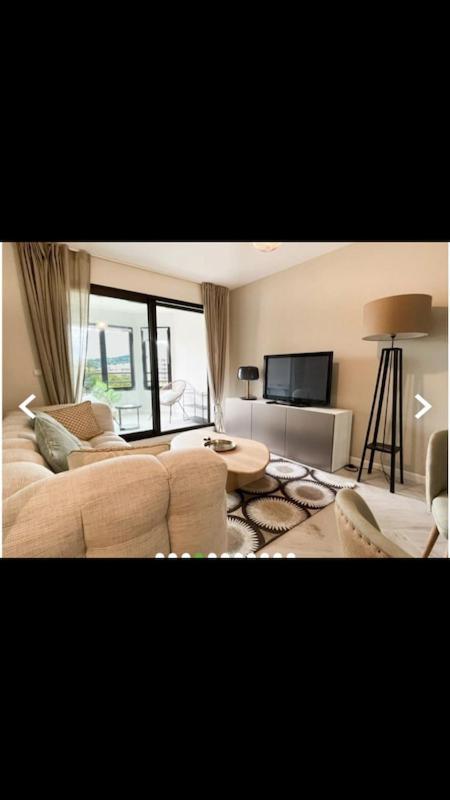 Beautiful Apartment Design Next To The Sea Антіб Екстер'єр фото